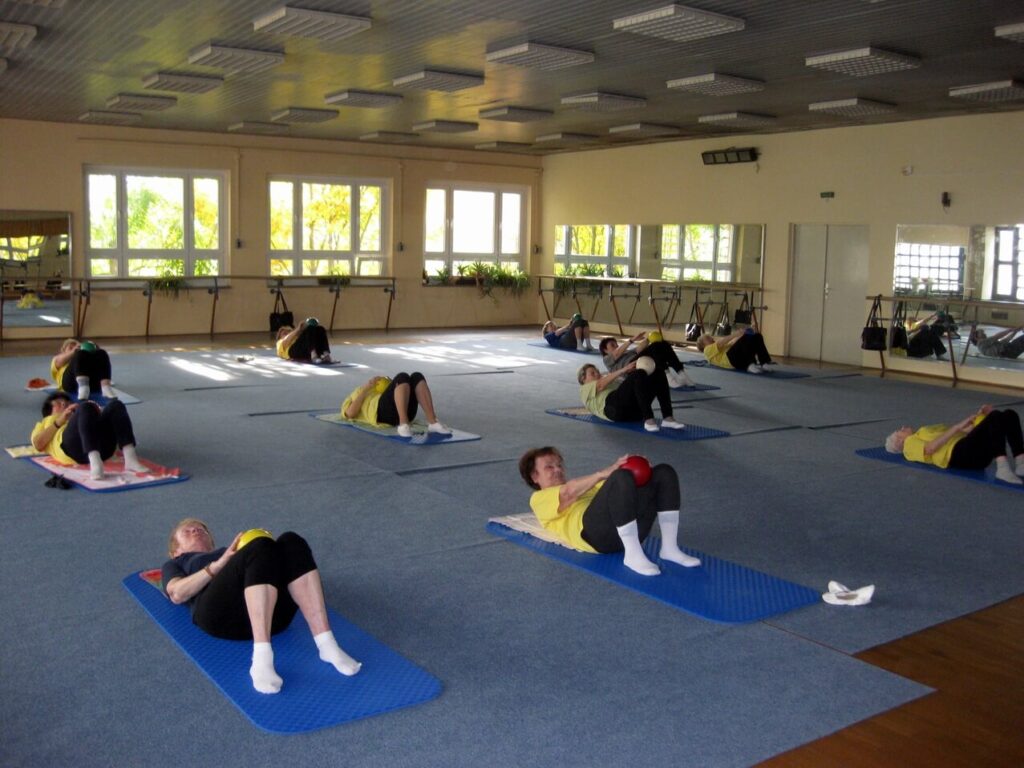 Gemeinsames Training der Seniorensportgruppe